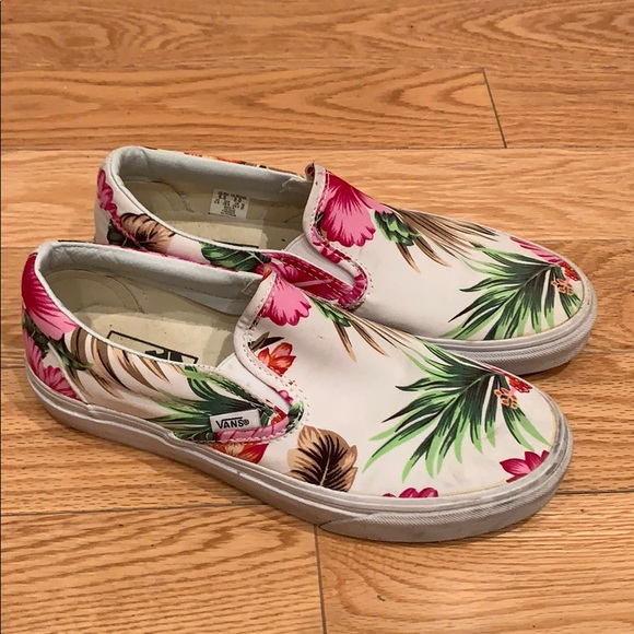 Vans Shoes - Hawaiian print Vans